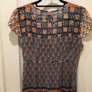 Elegant Flora button up dress size small / xs